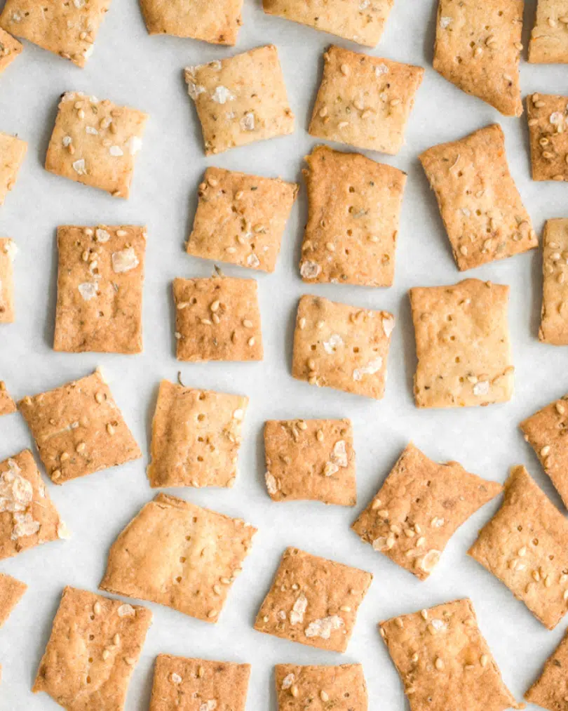 5 Zutaten Rezept für glutenfreie, ballaststoffreiche Cracker. Rezept BeyōndYō